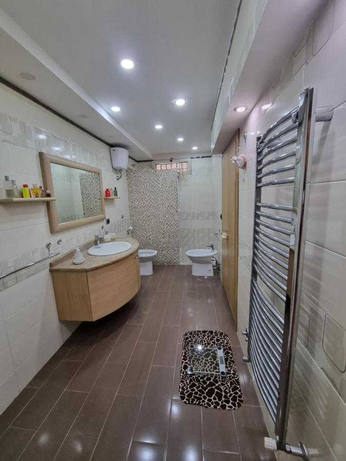 Villa Sweery Santa Maria a Vico 外观 照片