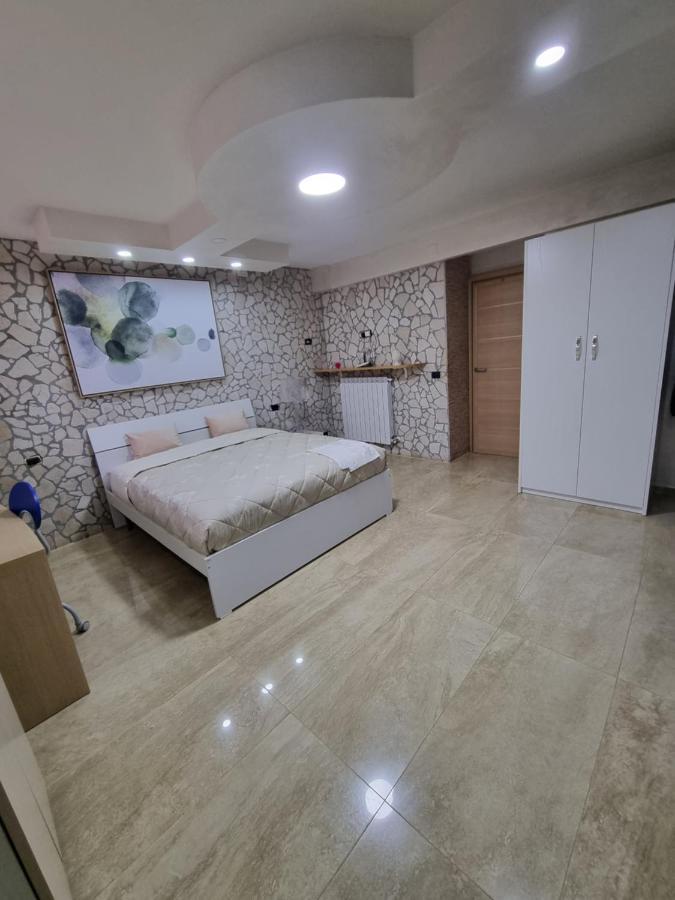 Villa Sweery Santa Maria a Vico 外观 照片